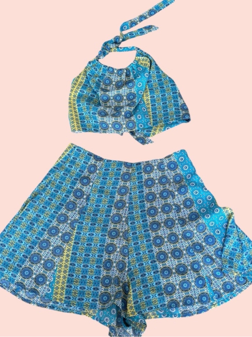 🦋 Nasty Gal 🦋 two piece set, shorts and crop top